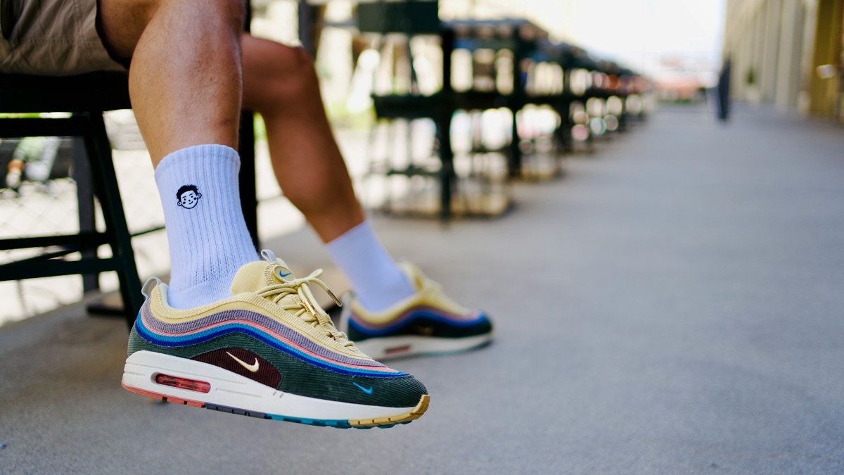 Wie wählt man Sneaker für den täglichen Spaziergang?