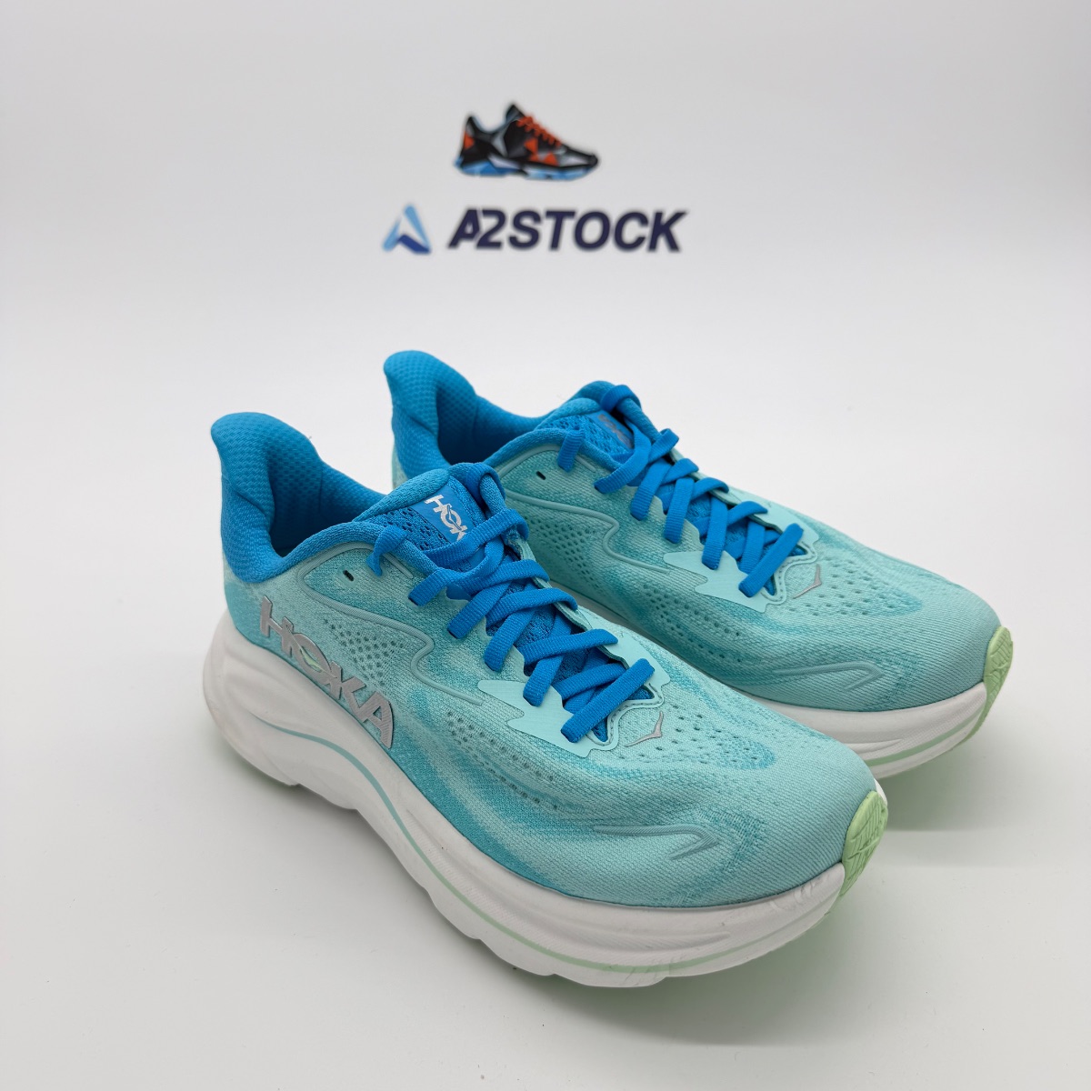 Hoka One One Clifton 10 Sneaker